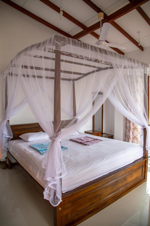 Happy Villa Hikkaduwa Ngoại thất bức ảnh